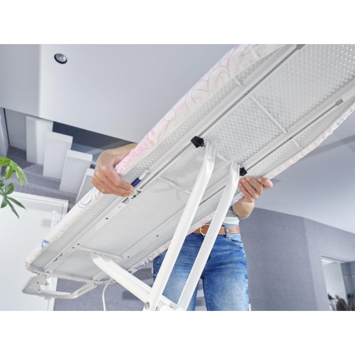Masa de calcat, 120 x 38 cm, Leifheit 72580 Classic M Compact Plus - imagine 3